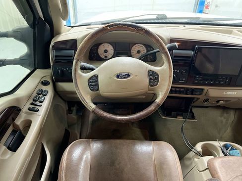 Used 2006 Ford F250 XL AWD/4WD image 6