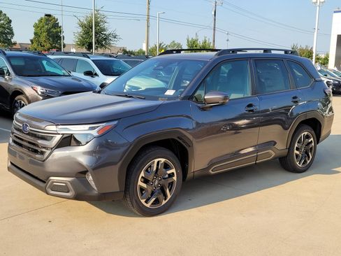 New 2025 Subaru Forester Limited w/ Popular Package #1 image 1