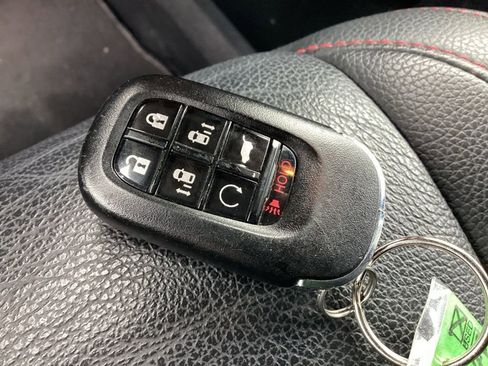 Used 2025 Honda Odyssey Sport-L image 37