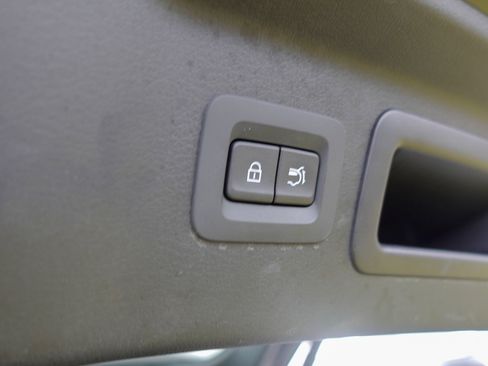 Certified 2024 MAZDA CX-90 3.3 Turbo w/ Preferred Plus image 27