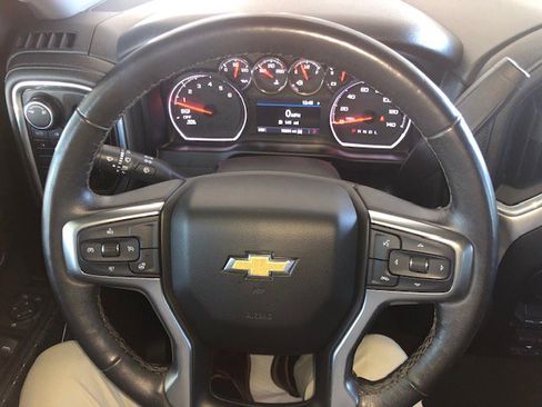 Used 2019 Chevrolet Silverado 1500 LT w/ All-Star Edition image 11