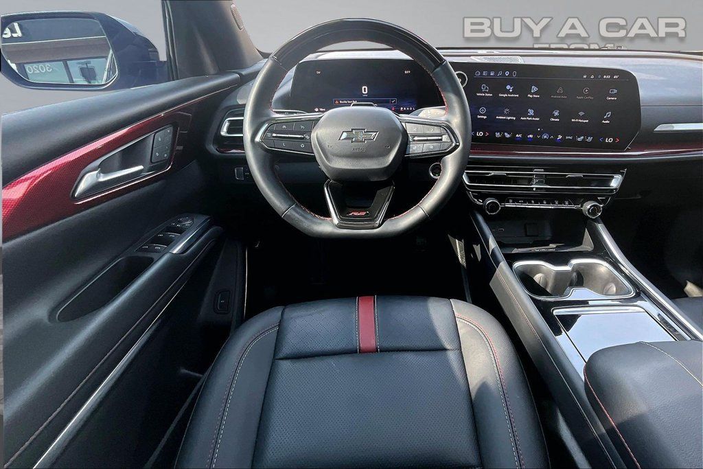 Used 2024 Chevrolet Traverse RS AWD/4WD image 5