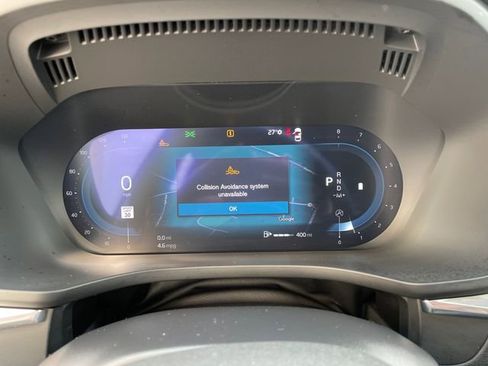 Used 2025 Volvo XC60 B5 Plus image 30