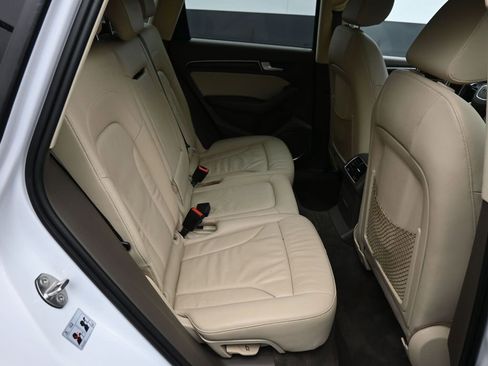 Used 2016 Audi Q5 2.0T Premium Plus w/ Technology Package image 24