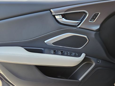 New 2025 Acura RDX SH-AWD image 29