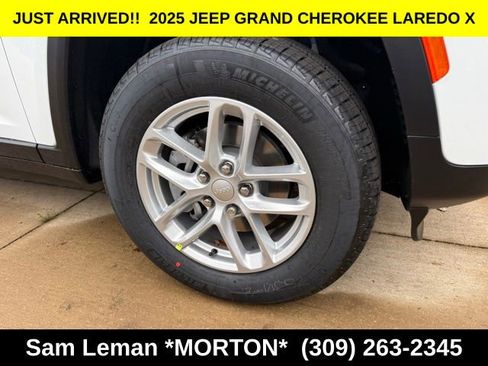 New 2025 Jeep Grand Cherokee Laredo X image 4