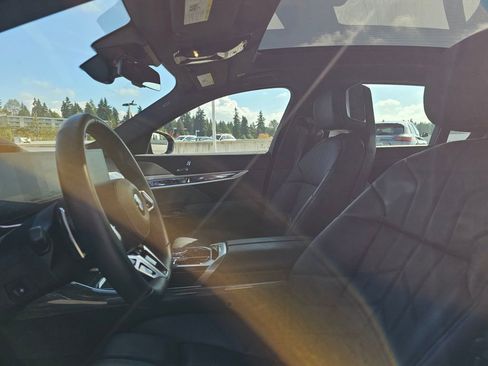 Used 2025 BMW 740i 740i image 22