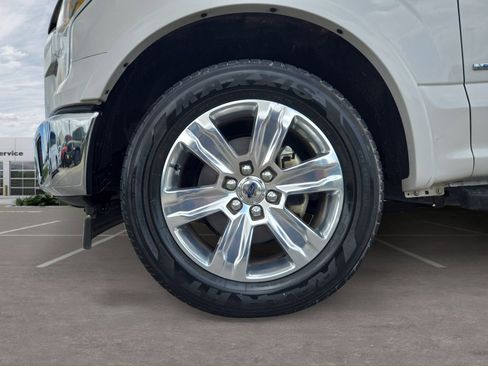 Used 2017 Ford F150 Lariat RWD image 10