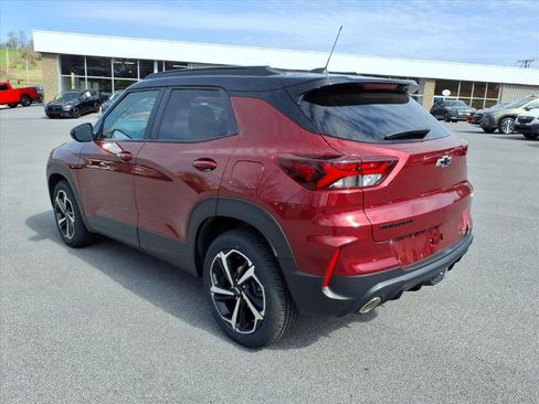 Used 2023 Chevrolet TrailBlazer RS w/ Convenience Package image 2