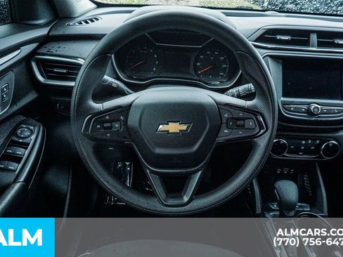 Used 2023 Chevrolet TrailBlazer LS image 28