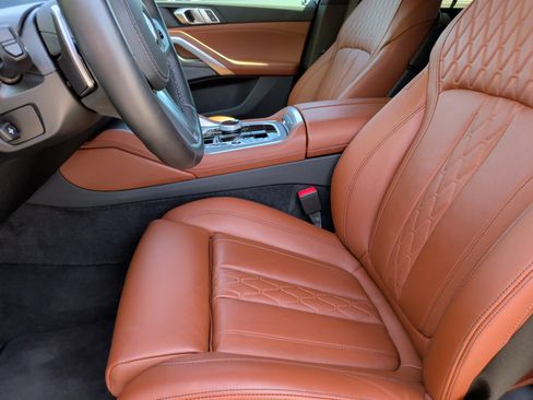 Certified 2024 BMW X6 xDrive40i w/ Executive Package image 27