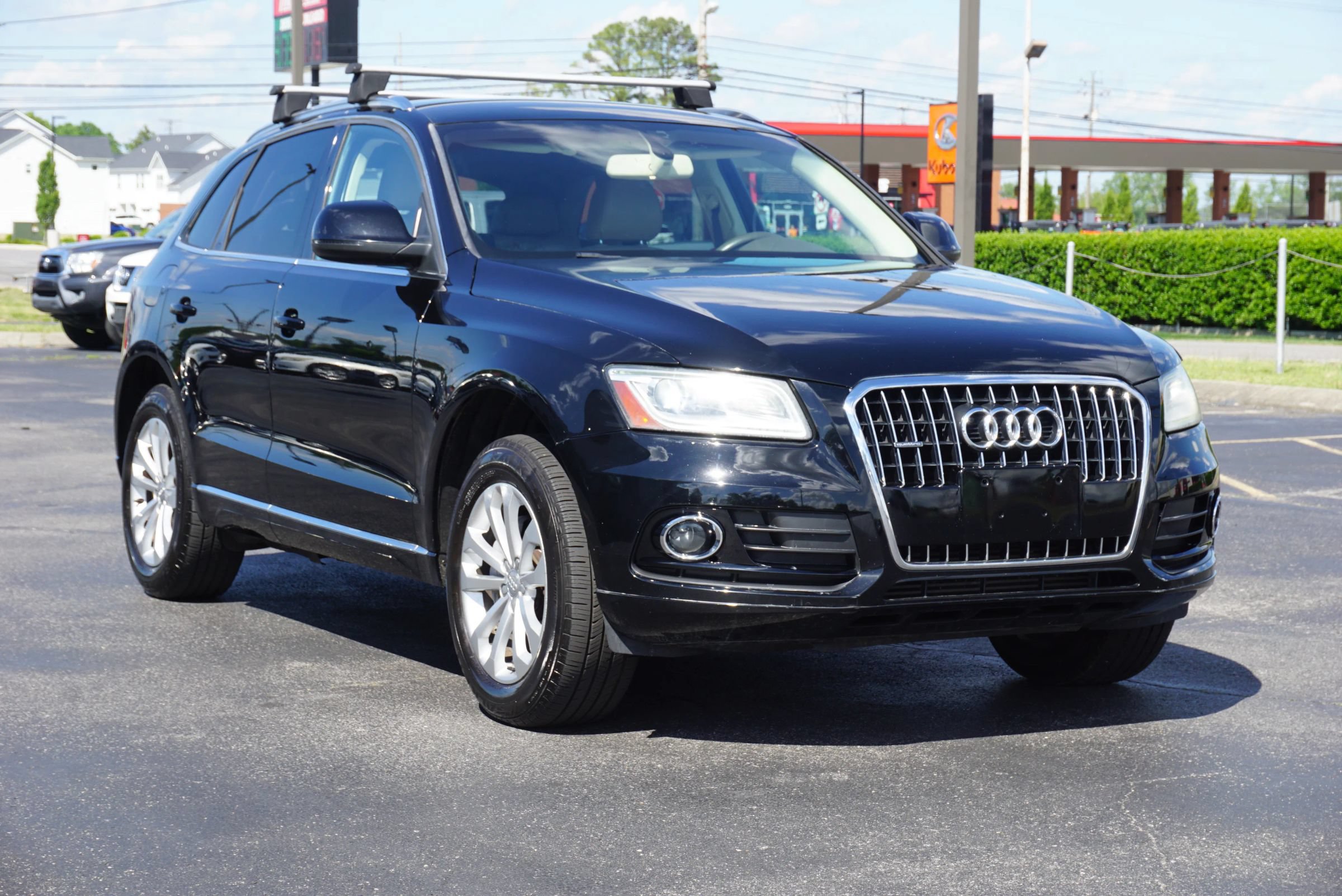 Used 2013 Audi Q5 2.0T Premium w/ Convenience Pkg AWD/4WD image 3