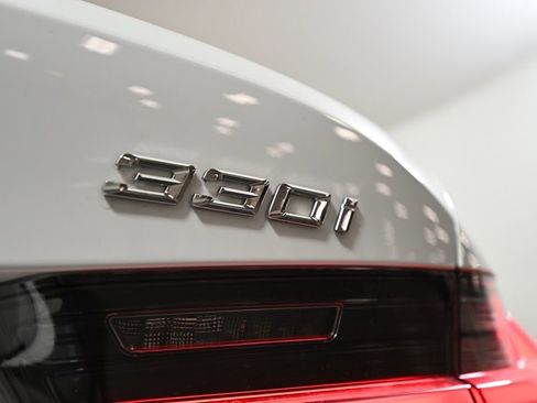 New 2026 BMW 330i Sedan w/ Convenience Package image 33