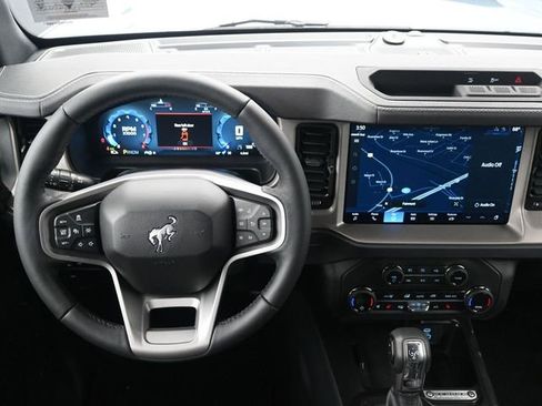 New 2025 Ford Bronco Outer Banks image 8