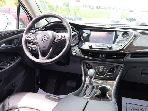 Used 2019 Buick Envision Essence FWD image 13