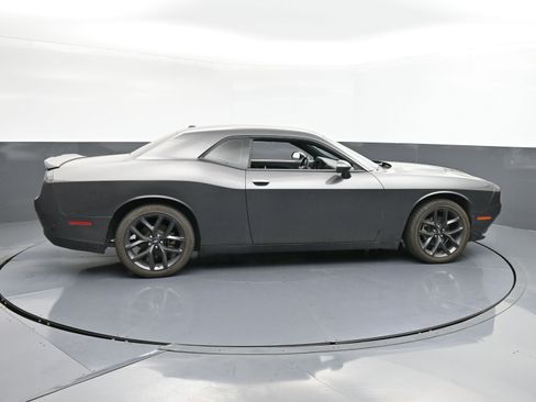 Used 2023 Dodge Challenger SXT w/ Blacktop Package image 9
