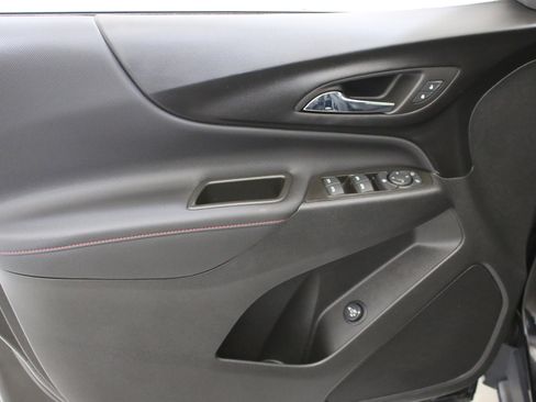 Used 2023 Chevrolet Equinox RS image 22