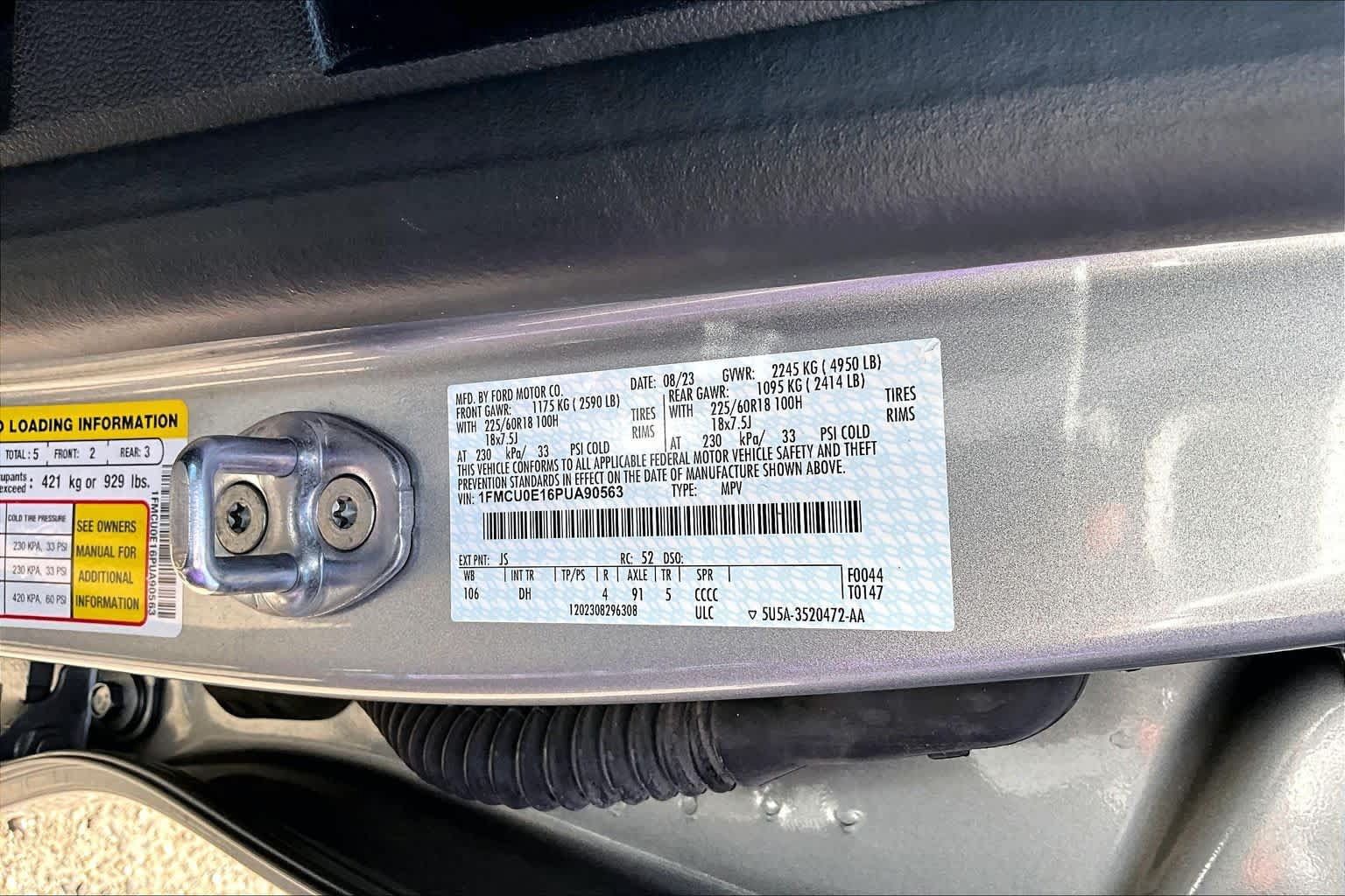Used 2023 Ford Escape SE w/ PHEV Premium Package FWD image 34