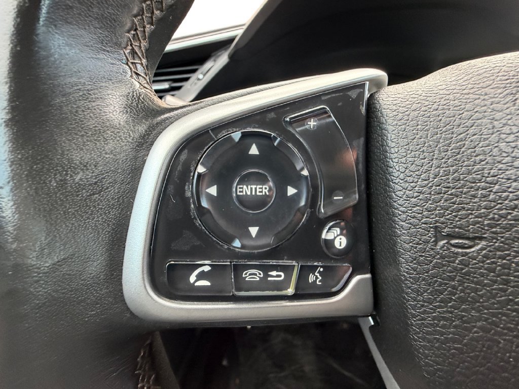 Used 2019 Honda Civic Touring image 22