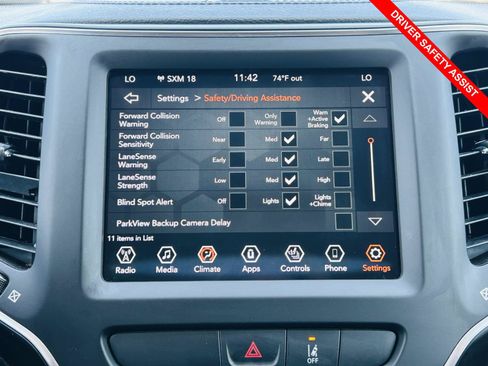 Used 2022 Jeep Cherokee Latitude Lux AWD/4WD image 5
