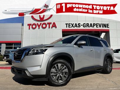 Used 2025 Nissan Pathfinder SV