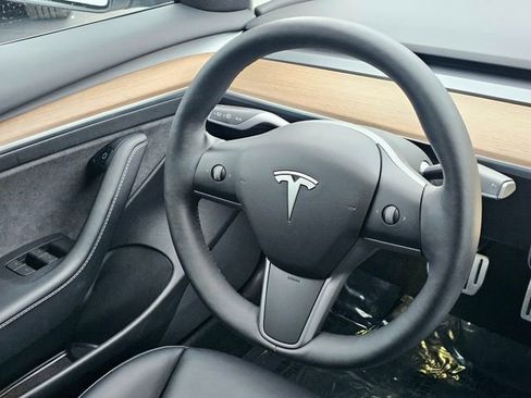 Used 2022 Tesla Model 3 Performance image 30