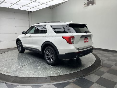 Certified 2023 Ford Explorer XLT w/ Equipment Group 202A AWD/4WD image 32