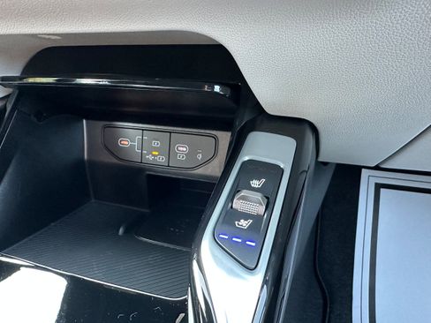 New 2025 Kia Sorento SX Prestige image 42