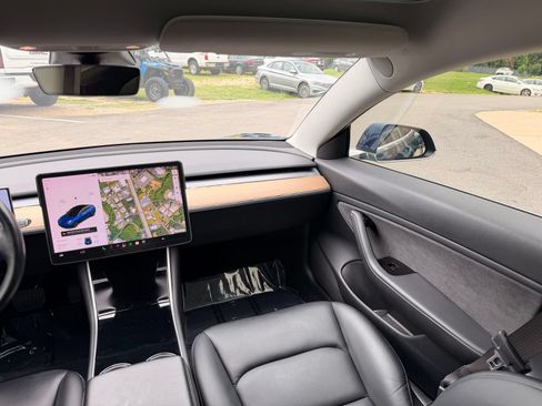 Used 2018 Tesla Model 3 Long Range AWD/4WD image 28