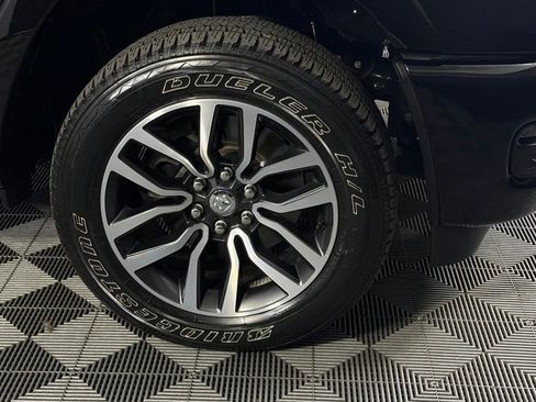 Used 2025 RAM 1500 Limited image 12