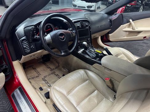 Used 2008 Chevrolet Corvette Base 2dr Coupe w/ Preferred Equipment Group image 32