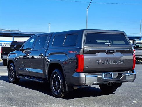 Used 2022 Toyota Tundra SR5 image 4