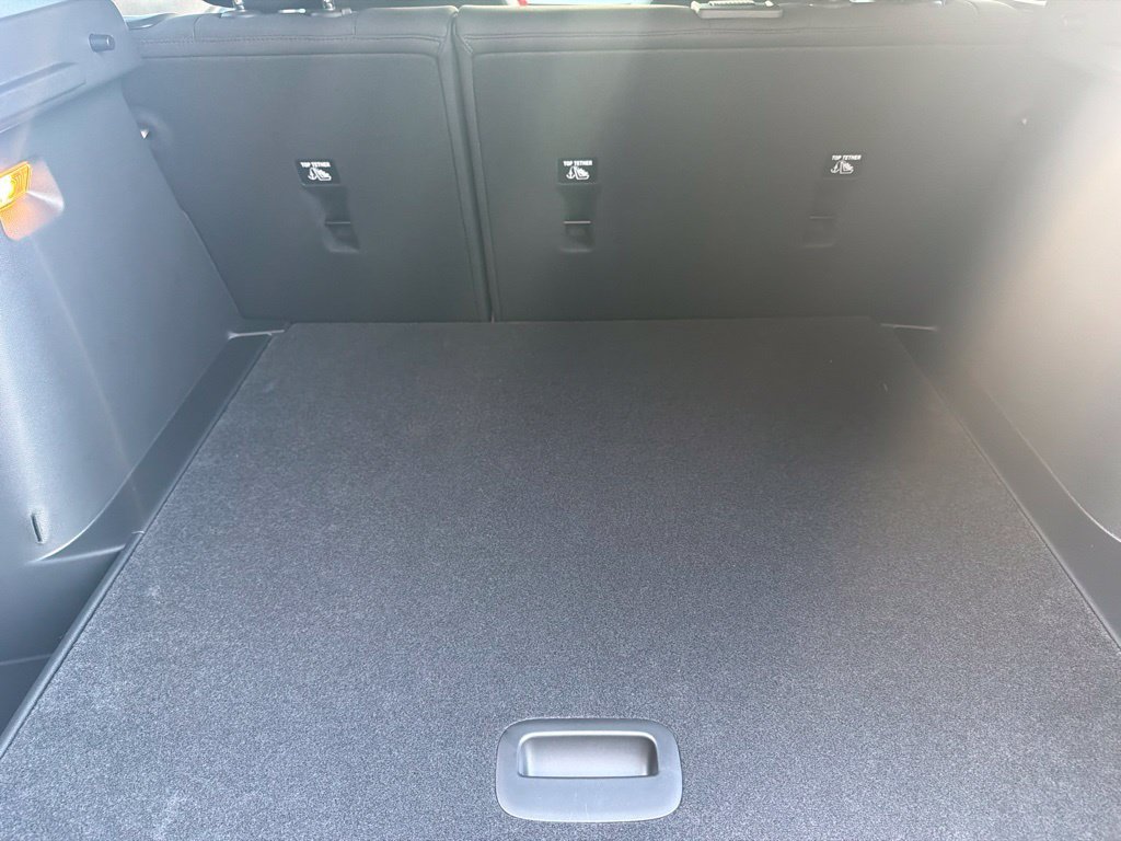 New 2026 Chevrolet Trax RS w/ Sunroof Package FWD image 17