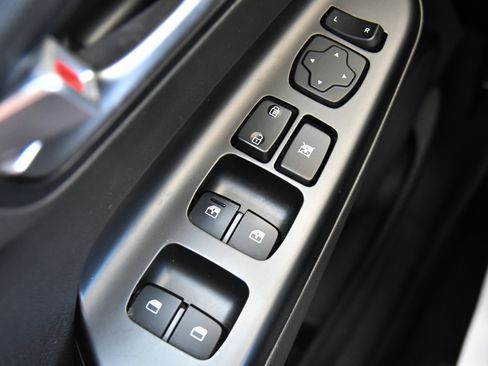 Used 2023 Hyundai Kona SEL FWD image 35