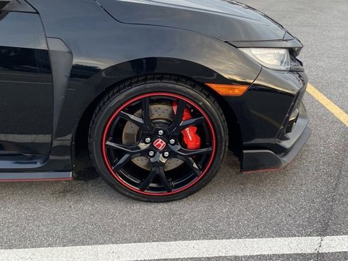 Used 2019 Honda Civic Type R image 10