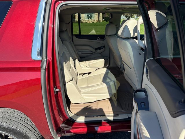 Used 2019 GMC Yukon XL Denali w/ Denali Ultimate Package AWD/4WD image 26
