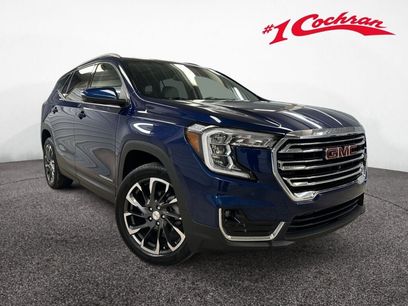 Used 2022 GMC Terrain SLT w/ Infotainment Package II