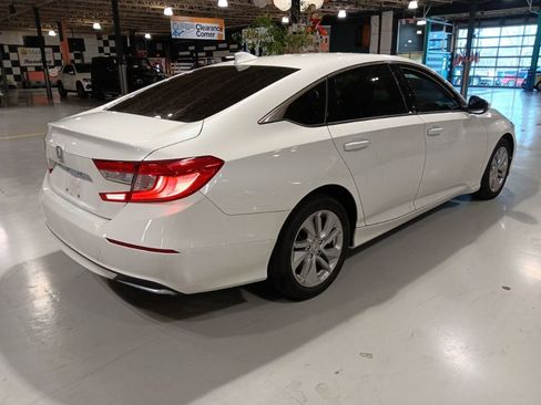 Used 2020 Honda Accord LX image 6