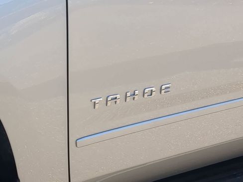 Used 2020 Chevrolet Tahoe Premier w/ Premier 6.2L Value Package image 13