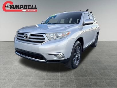 Used 2013 Toyota Highlander SE