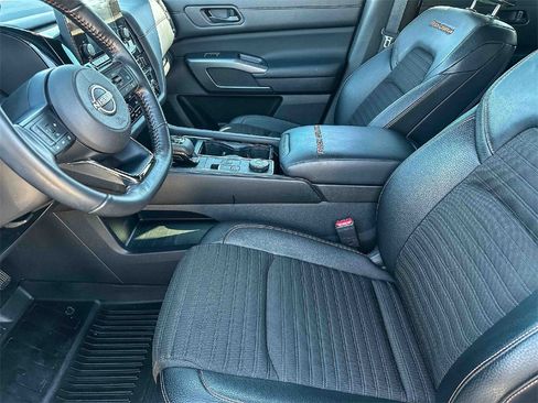Used 2024 Nissan Pathfinder Rock Creek image 13