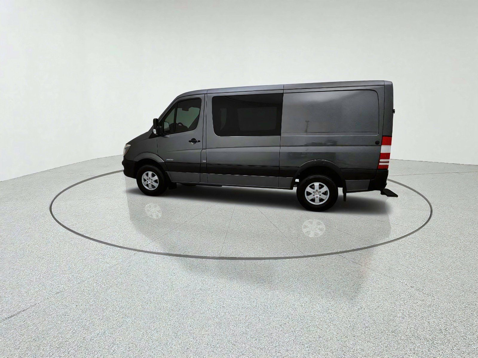 Used 2016 Mercedes-Benz Sprinter 2500 image 13