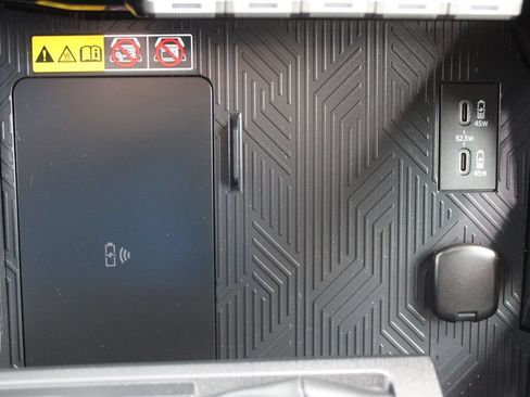 Used 2025 Toyota 4Runner TRD Sport AWD/4WD image 40