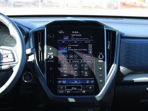 Used 2025 Subaru Forester Limited image 22