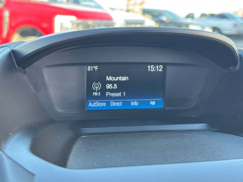 Used 2018 Ford Escape SE image 12