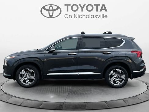 Used 2021 Hyundai Santa Fe SEL w/ Convenience Package image 2
