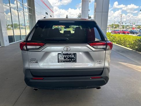 Used 2025 Toyota RAV4 XLE AWD/4WD image 6