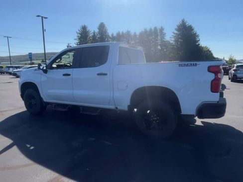 Used 2021 Chevrolet Silverado 1500 Custom Trail Boss AWD/4WD image 6