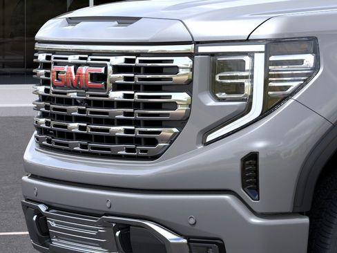 New 2026 GMC Sierra 1500 Denali w/ Denali Reserve Package AWD/4WD image 13