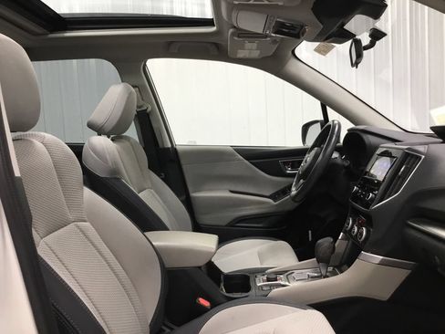 Used 2023 Subaru Forester Premium AWD/4WD image 24